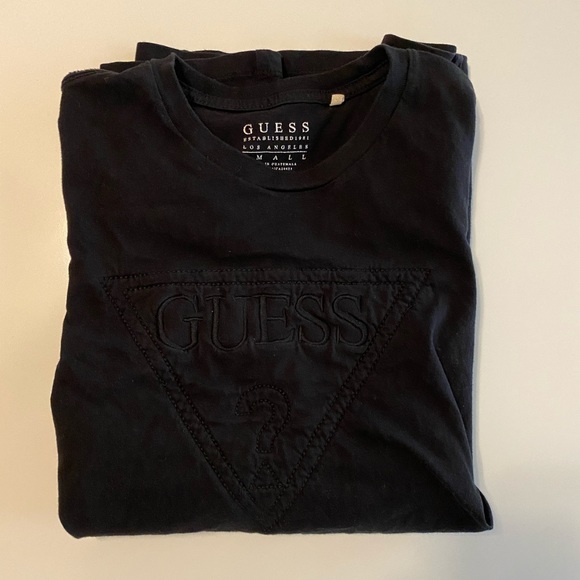 ⚫️Guess Short Sleeve Tee T-Shirt Padded Logo - Picture 3 of 4